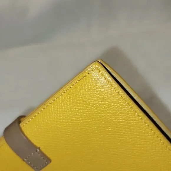 Celine Medium Strap Wallet in Yellow Gold - Picture 4 of 8